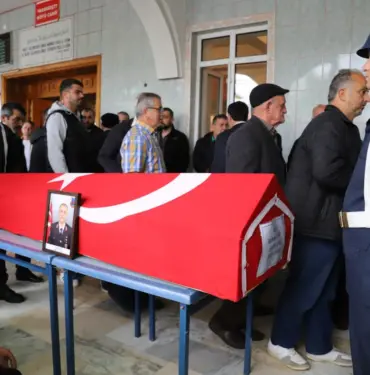FECİ KAZADA HAYATINI KAYBEDEN UZMAN ÇAVUŞ, SON YOLCULUĞUNA UĞURLANDI