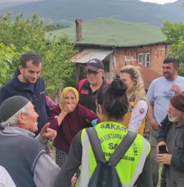 KENDİSİNDEN HABER ALINMAYAN 90 YAŞINDAKİ KADIN ORMANLIK ALANDA BULUNDU