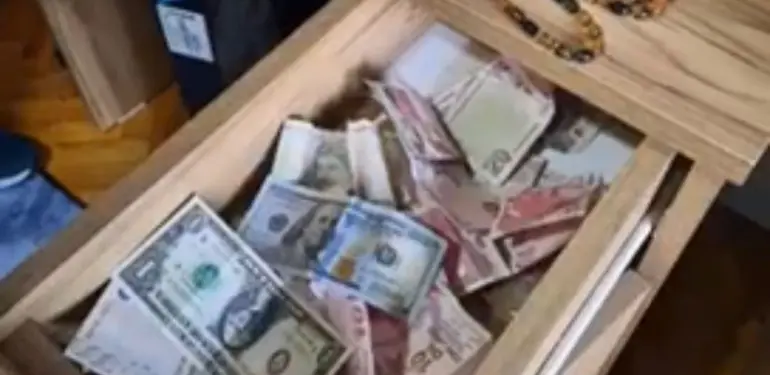 'BÜYÜ YAPMA' İLANIYLA 235 KİŞİYİ 1 MİLYON 645 BİN LİRA DOLANDIRDILAR DOLANDIRICILIKTAN ELDE ETTİKLERİ PARALARI EĞLENCE MEKANLARINDA BÖYLE HARCAMIŞLAR