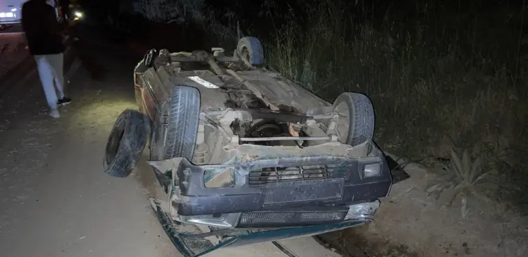 DUBLE YOLDA KAZA: TAKLA ATAN OTOMOBİLİN SÜRÜCÜSÜ YARALANDI