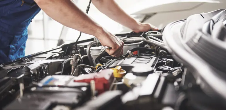 Auto,Mechanic,Working,In,Garage.,Repair,Service.