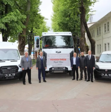 HENDEK BELEDİYESİ ARAÇ FİLOSUNA 3 YENİ ARAÇ DAHA