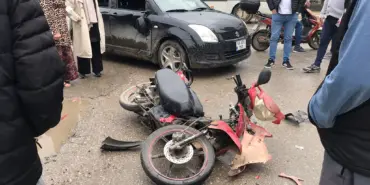 OTOMOBİL İLE ELEKTRİKLİ BİSİKLET ÇARPIŞTI: 1 YARALI