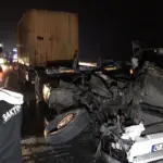 OTOYOLDA FECİ KAZA: PARAMPARÇA OLAN TIRIN KUPASINDAN SAĞ ÇIKTI ADETA YOK OLAN TIRIN KUPASINDAN İNANILMAZ KURTULUŞ
