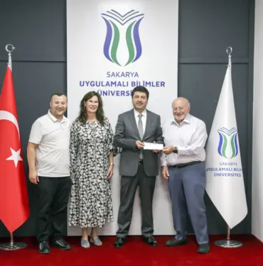 SUBÜ'NÜN +1 EĞİTİM MODELİ ABD'DE DE İSTİHDAM İMKANI SAĞLIYOR