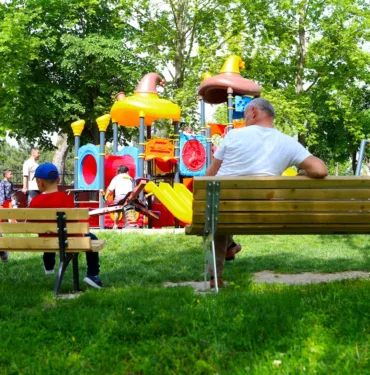 parklara renk kattı