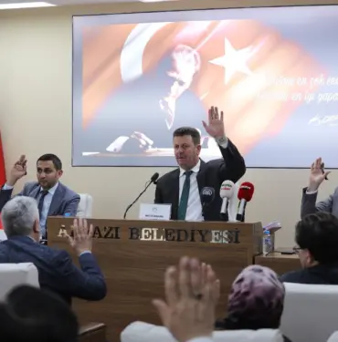 AKYAZI BELEDİYESİ'NDEN VEFA ÖRNEĞİ O İSİMLER TESİSLERDE YAŞATILACAK