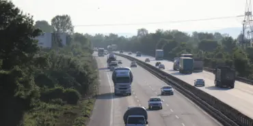 ANADOLU OTOYOLU'NUN SAKARYA GEÇİŞİNDE AKICI BAYRAM YOĞUNLUĞU