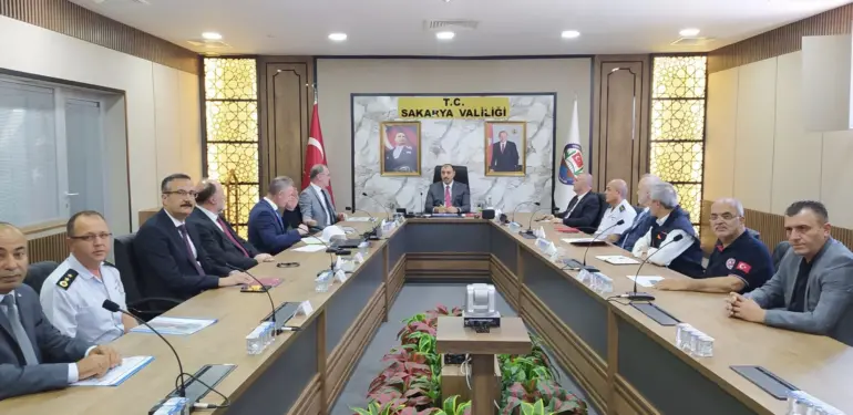 SAKARYA'DA KURBAN BAYRAMI GÜVENLİK TEDBİRLERİ TOPLANTISI