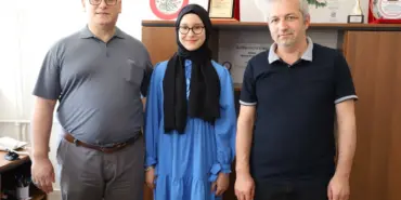 LGS'DE 500 TAM PUAN ALAN ÖĞRENCİ: "TELEFON KULLANMADIM, SOSYAL MEDYAYA GİRMEDİM" TAM PUAN ALAN ÖĞRENCİ NUR DURSUN BAŞARISININ SIRRINI ANLATTI "DERS ÇALIŞIRKEN SOSYAL HAYATIMI İHMAL ETMEDİM"