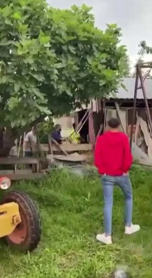 Cezaevine götürüldüğü esnada firar etti, ortalık karıştı 5 Cezaevine götürüldüğü esnada firar etti, ortalık karıştı