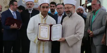 DİYANET İŞLERİ BAŞKANI ERBAŞ, SAKARYA'DA 71 HAFIZA İCAZET VERDİ