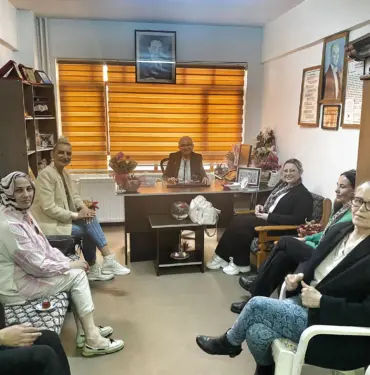 İYİ Kadınlardan TKB Şube Başkanı Tevhide Yağan'a ziyaret (2)