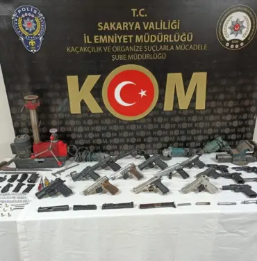 SAKARYA'DA SİBER VE KOM'DAN OPERASYON: 6 GÖZALTI