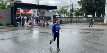 SAKARYA'DA BAZI ADAYLAR SINAVA KOŞARAK SON DAKİKADA YETİŞTİLER