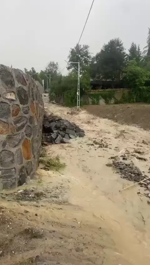 Şiddetli yağmur, turistik ilçe Sapanca’yı sular altında bıraktı 16 Şiddetli yağmur, turistik ilçe Sapanca’yı sular altında bıraktı