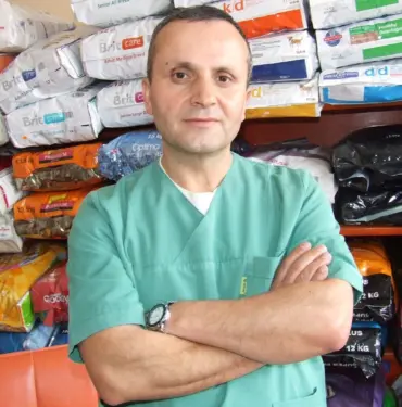 KURBANLIK ALACAKLAR DİKKAT VETERİNER YILDIZ: "HAYVANCILIĞIN GELECEĞİ İÇİN, KURBANDA GEBE HAYVANLARI TERCİH ETMEYELİM"