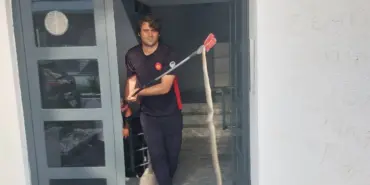 3 BUÇUK METRELİK YILAN BÖYLE YAKALANDI