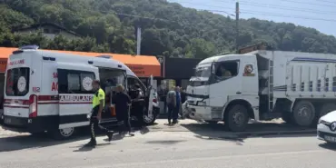 7 KİŞİNİN YARALANDIĞI KAZA KAMERAYA YANSIDI