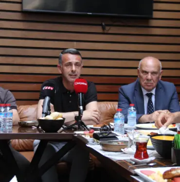 Başkan Bektaş; “Voleybol severlere keyifli maçlar izlettireceğiz” (3)