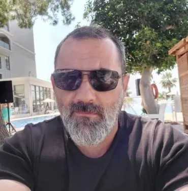 BENZİN DÖKEREK KENDİNİ YAKMAYA ÇALIŞMIŞTI, HASTANEDE HAYATINI KAYBETTİ