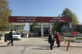 CİNSEL SALDIRI İDDİASIYLA SUÇLANAN ESKİ SAKARYA GARNİZON KOMUTANI HAKİM KARŞISINDA "FETÖ-PKK KUMPASINA UĞRAMIŞ BULUNMAKTAYIM" "ERLERE RAHATSIZLIĞIMDAN DOLAYI MASAJ YAPTIRMIŞ OLMAM ONLARI KIZDIRMIŞ OLABİLİR"