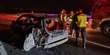 KUZEY MARMARA OTOYOLU'NDA TIR İLE OTOMOBİL ÇARPIŞTI: 1 YARALI