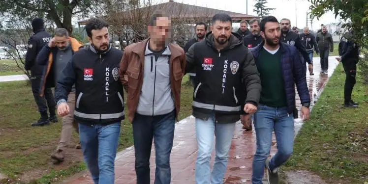 PALU AİLESİNİN SAKARYA'DAKİ DAVASINDA KARAR ÇIKTI TUTUKLU SANIK TUNCEL USTAEL MÜEBBET HAPSE ÇARPTIRILDI, DİĞER TUTUKSUZ SANIKLAR BERAAT ETTİ