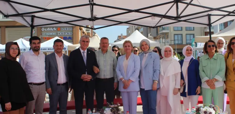 SAKİKAD BAŞKANI AYGÜNÇALIŞAN VE ÜRETEN KADINLARIN VARLIĞININ SESİ OLMAK İÇİN BURADAYIZ (2)