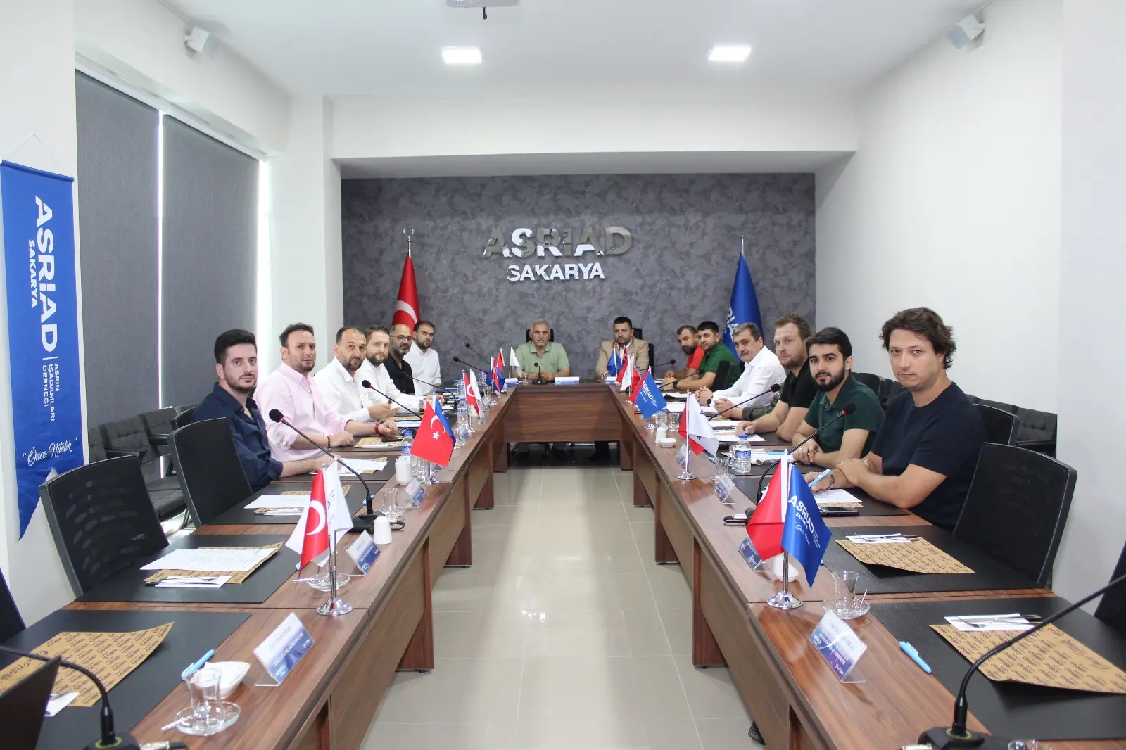 ASRİAD Sakarya Milletvekili Ali İnci’yi ağırladı