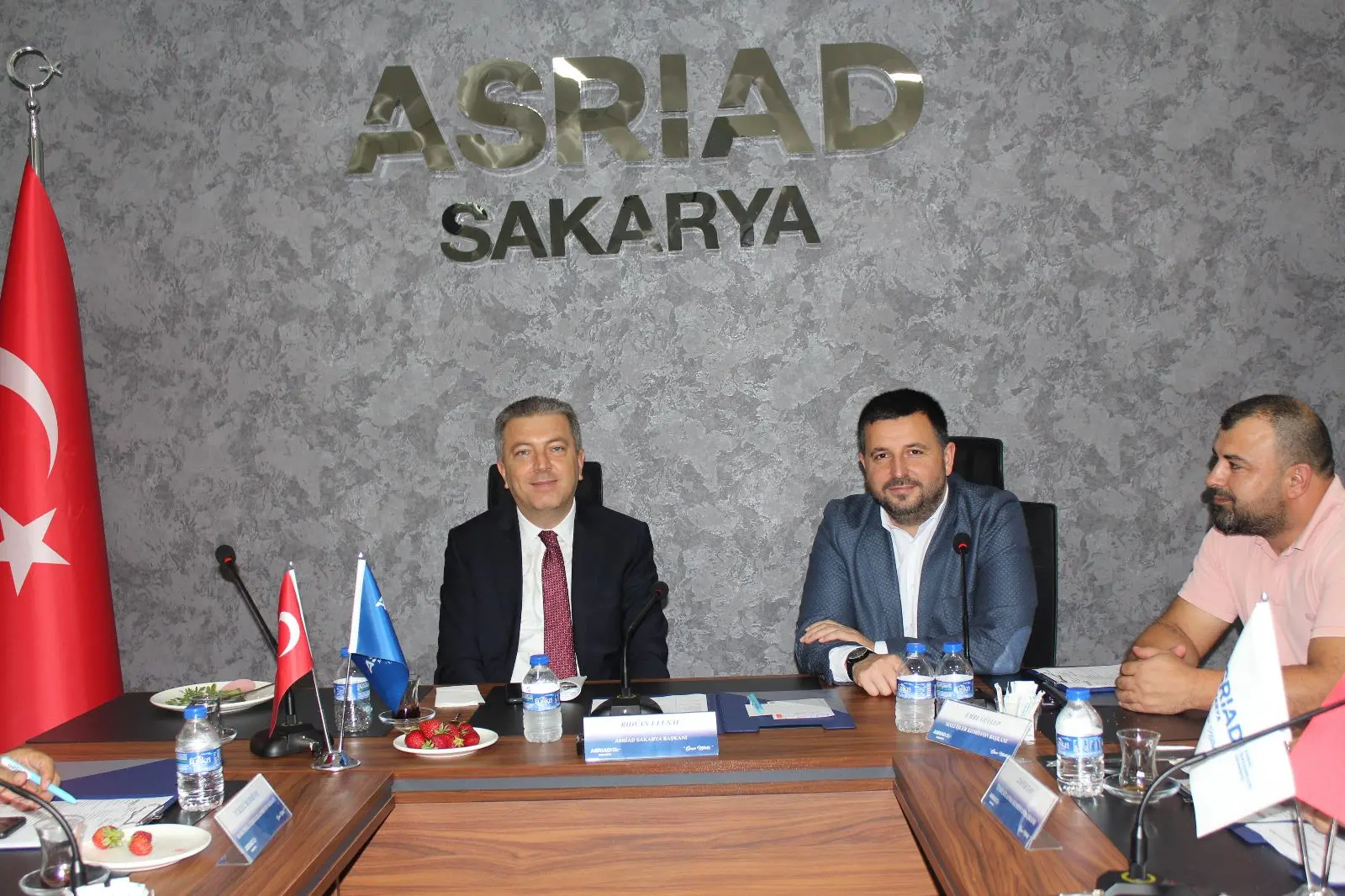 ASRİAD Sakarya Milletvekili Kocacık’ı ağırladı