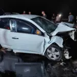 D-100'DE FECİ KAZA, KAFA KAFAYA ÇARPIŞTILAR: 6 YARALI