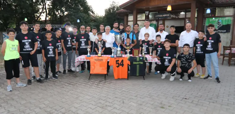 BAŞKAN RAHMİ ŞENGÜL’DEN ÇAYKIŞLASPOR’A TEBRİK (4)