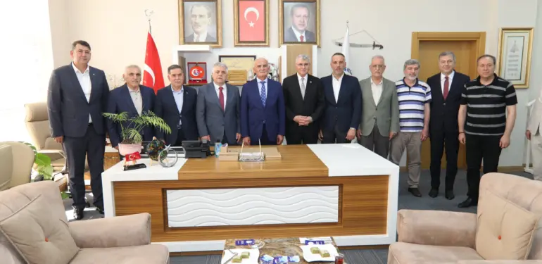 BAŞKAN YUSUF ZİYA YILMAZ’DAN ERENLER’E ZİYARET (1)