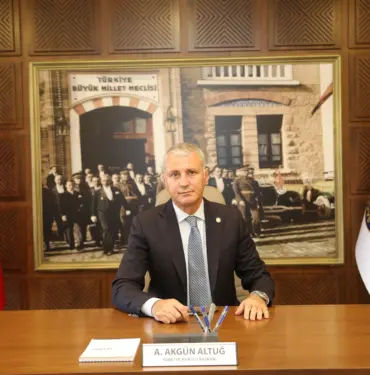 Başkan Altuğ'