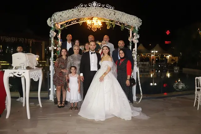 Hümeyra ile Tamer rüya gibi düğün ile evlendi
