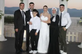 Kardeşoğlu ve Keskin ailesinin mutlu akşamı (1)