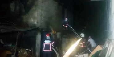 SAKARYA'DA SAMANLIK ALEV ALEV YANDI