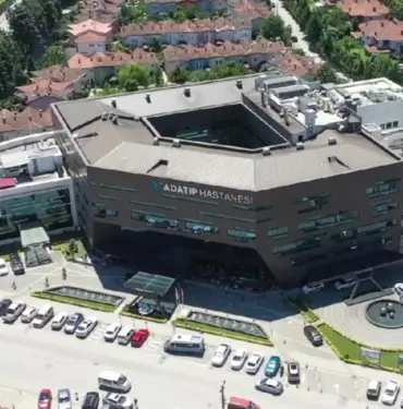 28 yıldır hizmeti veren hastane çitayı yükseltiyor