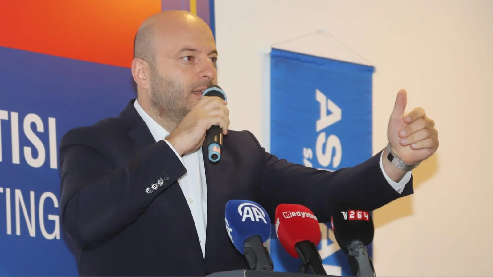 ASRİAD Sakarya Uluslararası toplantıya damgasını vurdu
