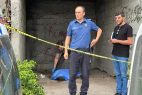 GARAJDA BULUNAN ERKEK CESEDİ EKİPLERİ HAREKETE GEÇİRDİ