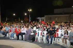 AKYAZILILAR ŞAMPİYONLUĞU DEV EKRANDA İZLEDİ