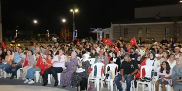 AKYAZILILAR ŞAMPİYONLUĞU DEV EKRANDA İZLEDİ