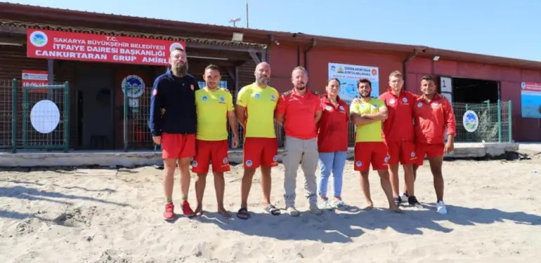 Cankurtaranlar sıfır can kaybıyla 4 aylık görevlerini tamamladı