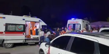 Düğün evinde yedikleri yemekten zehirlenen 30 kişi hastanelik oldu