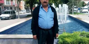 AMBULANS İLE YAPTIKLARI KAZADA AĞIR YARALANMIŞTI, HASTANEDE YAŞAMINI YİTİRDİ İLÇENİN TANINMIŞ KLARNETÇİSİ AMBULANS KAZASINDA HAYATINI KAYBETTİ