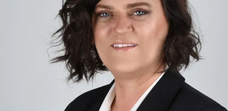 Aysel Uzun muhtar adayı