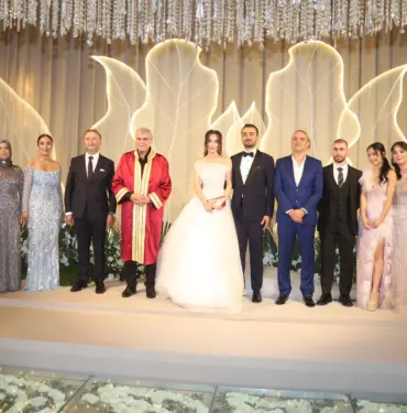 Başarılı iş adamı Fahri Sayın’ın oğlu Mehmetcan Sayın dünya evine girdi (4)
