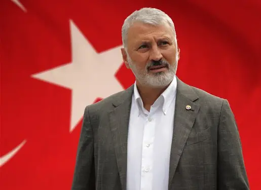 “Cumhuriyet bir dönüm noktasıdır, halkın tam bağımsızlığıdır, Türk milletinin sonsuza kadar yaşayacağının ispatıdır”