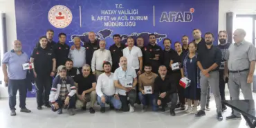 Hatay'da gazetecilere teknik ekipman desteği verildi